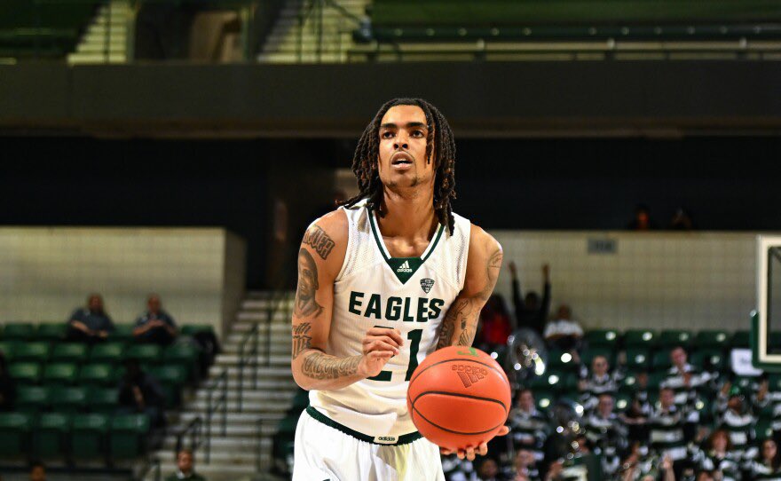 Blessed to Receive an offer from Eastern Michigan💚🤍  <a href="/EMU_MBB/">Eastern Michigan Men's Basketball</a> <a href="/BrzezinskiAlec/">Alec Brzezinski</a>