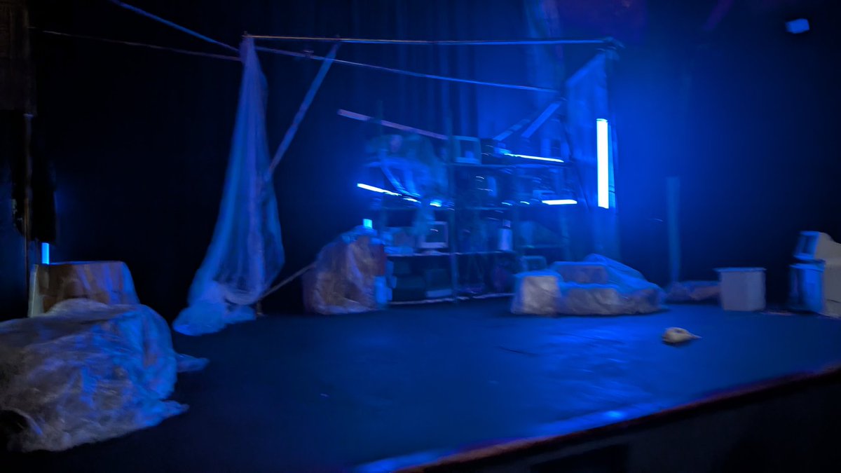 Great matinee today at <a href="/ertheatre/">East Riding Theatre</a> 
#TheAnsweringMachine #Beverley #Theatre