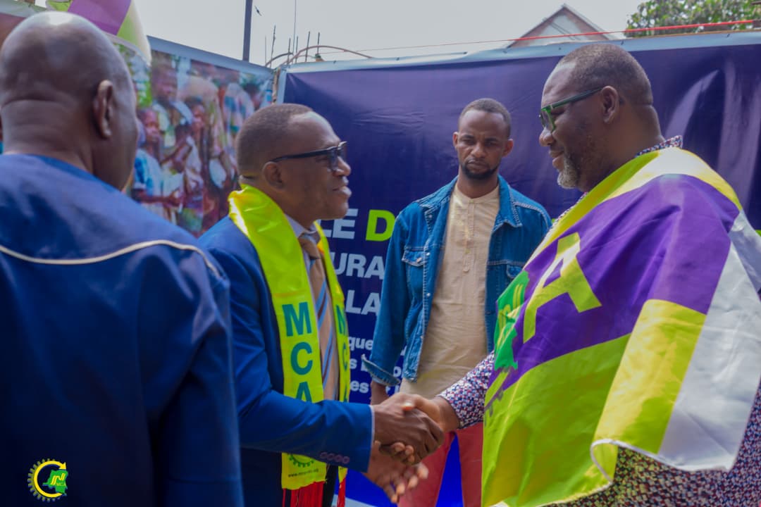 KasongoKas's tweet image. #RDC #ADHÉSION #MCA
Le mois d'adhésion continue au siège du MCA.
Ce samedi 20 sept, l'Inspecteur Général des Finances émérite, Jean Paul NKUANGA, accompagné d'une forte délégation, a rejoint la lutte politique  du MCA pour un Congo en Avant et de bonne gouvernance.
J'ai eu