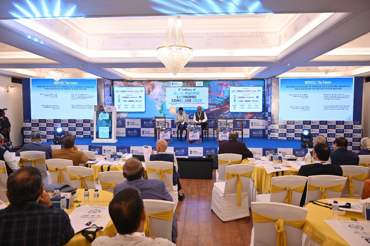BenCham1833's tweet image. 🌊 𝑰𝑷𝑬𝑪 2025 continues with insightful discussions on regional cooperation &amp;amp; sustainable development!
✨ Day 2 | Fireside Chat
🎤 Ambassador Indra Mani Pandey, Secretary General, @BimstecInDhaka
💬 In conversation with Prof. Dr. Prabir De, @BenCham1833 

#IPEC2025