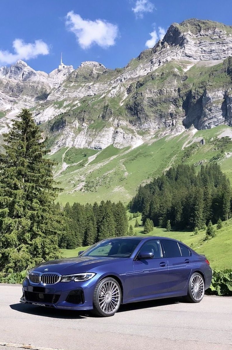 VINTAGE (@carsighting) on Twitter photo 