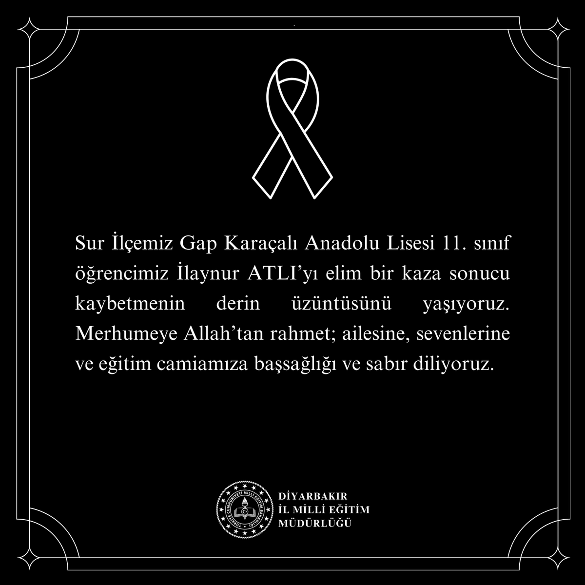 Diyarbakirmem's tweet photo. Sur İlçemiz Gap Karaçalı Anadolu Lisesi 11. sınıf öğrencimiz İlaynur ATLI’yı elim bir kaza sonucu kaybetmenin derin üzüntüsünü yaşıyoruz. 

Merhumeye Allah’tan rahmet; ailesine, sevenlerine ve eğitim camiamıza başsağlığı ve sabır diliyoruz.

@tcmeb @Yusuf__Tekin 
@vali_zorluoglu @sadoglu_salih