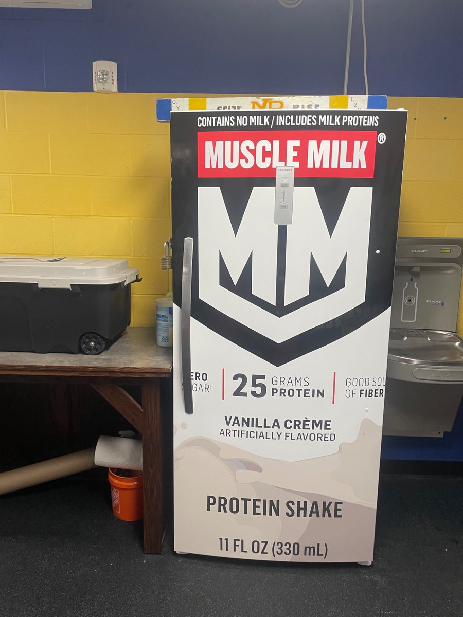 CustomXM in NLR does some really good work.  Check out the graphics they did on one of our <a href="/LMCases/">LM Engineering Inc.</a> <a href="/Tacos4LifeGrill/">Tacos4Life</a> and our protein stand up Frig!  <a href="/MuscleMilk/">MUSCLE MILK</a> #BuildingCHAMPIONS