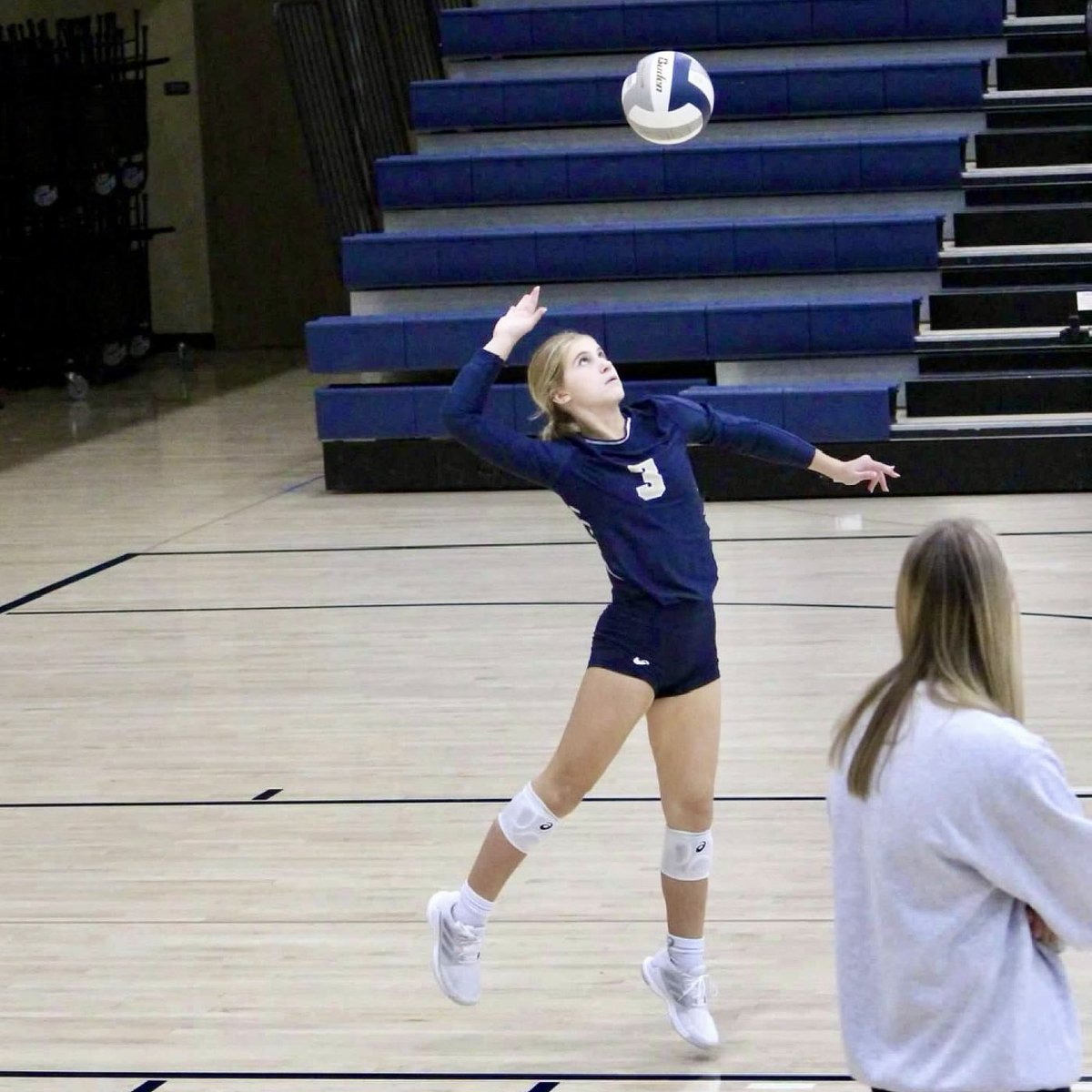 eshsvb's tweet image. Reserve went 2-0 today against Marian and Bellevue West. Roll Storm!