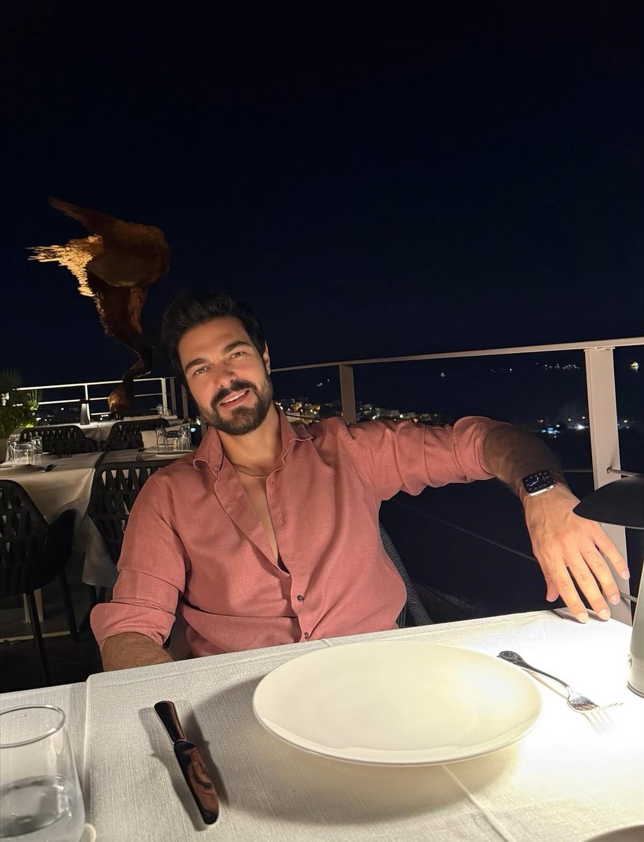 This pic 🫠😍

#HalilİbrahimCeyhan