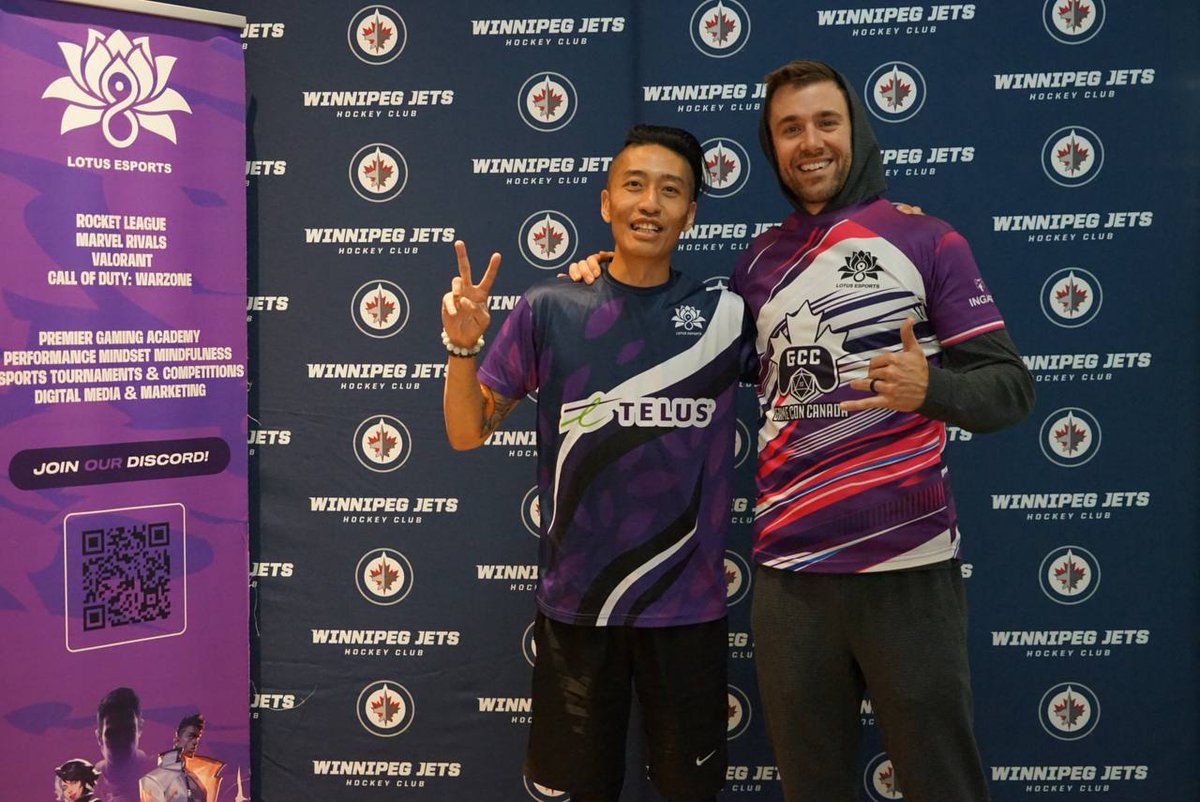 Hello from the Lotus 8 owners <a href="/Lotus8Mao/">Lotus8Mao</a> <a href="/Parcel_L8/">Parcel</a> at Winnipeg Jets Fan Fest!

Thank you to the <a href="/NHLJets/">Winnipeg Jets</a> for having us.

#NHLJets #wearelotus8