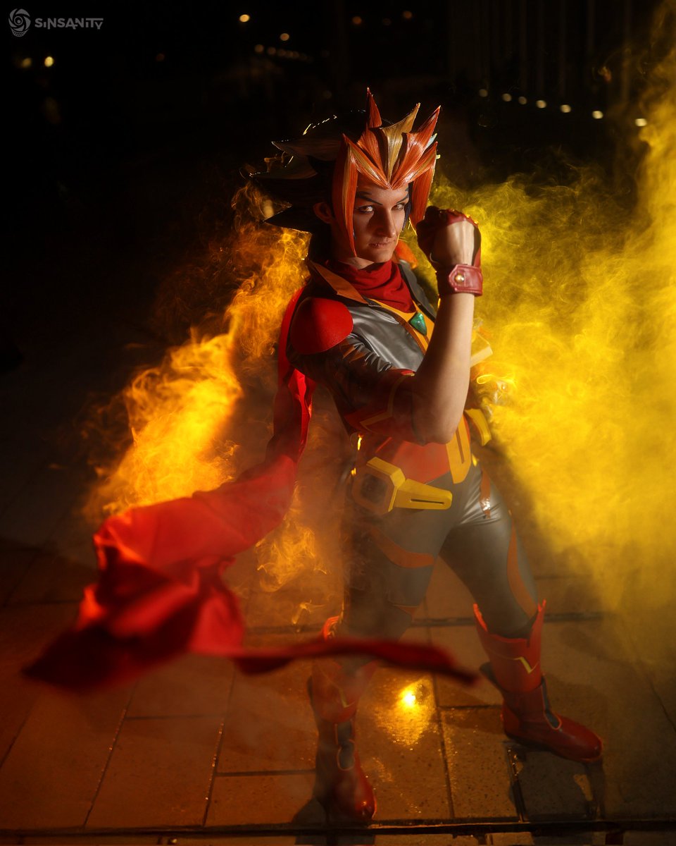 Wheelerin_94's tweet photo. "Soulburner ignites!" π₯
πΈ & π: @ _s_insanity_ (insta) π€©
#yugioh #vrains #yugiohvrains #ιζ―η #ιζ―ηVRAINS #soulburner #η©ζε° #γ½γ¦γ«γγΌγγΌ #takeruhomura #theodorehamilton #cosplay #yugiohcosplay #vrainscosplay #yugiohtcg https://t.co/1TGob7MaFQ