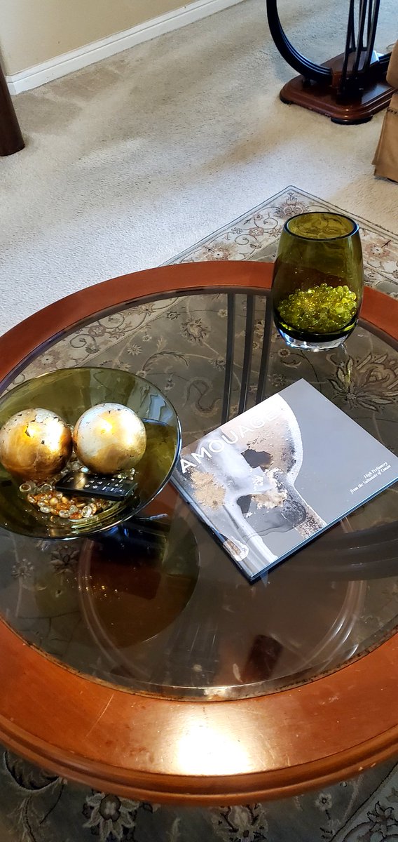Kukirtamiru's tweet image. @AmouageOfficial 
Unforgettable Amouage Masterclass at Neiman Marcus yesterday. Grateful for the exquisite book gifted now a centerpiece on my coffee ☕️ table, a daily rise of joy and beauty. #Amouage #NeimanMarcus
