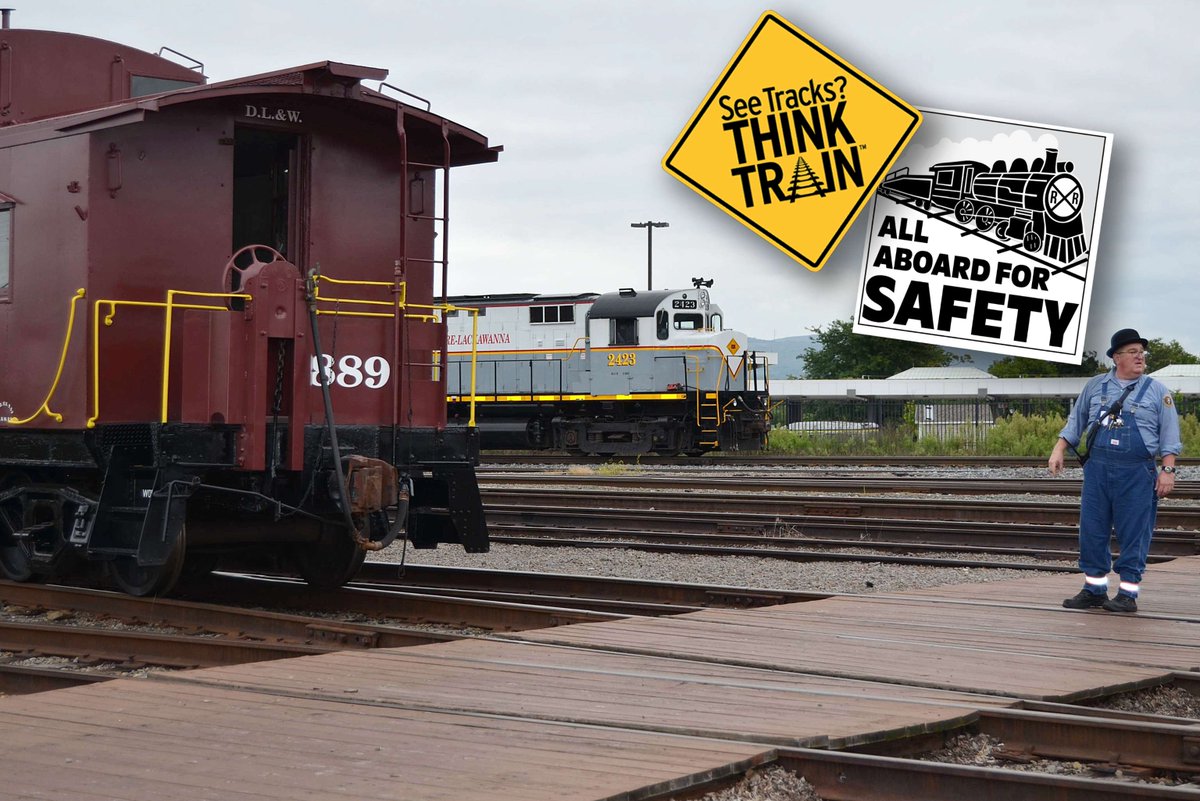 steamtownnhs's tweet image. Did you know that being on railroad tracks isn’t just unsafe? It’s actually considered trespassing! Remember, rails aren’t trails: they’re just for trains.

#OperationLifesaver #FindYourPark #Steamtown