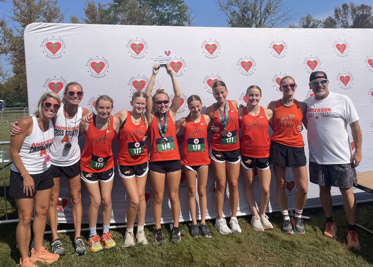 Been awhile since we’ve danced with Tom Sawyer! Went back to KY for the big meet! Our girls were FIRST out of 18, boys 6th/29! Congrats to Elijah, Gracie &amp; Emma for top 15 finishes! And Clare, Elijah &amp; Caleb for PR’s! #TheTeamTheTeamTheTeam <a href="/AHSRaptorsAD/">AHS Athletics</a> <a href="/ahsgirls_xc/">AHS Girls Cross Country</a> <a href="/AHSXCBOYS/">Anderson XC Boys</a>