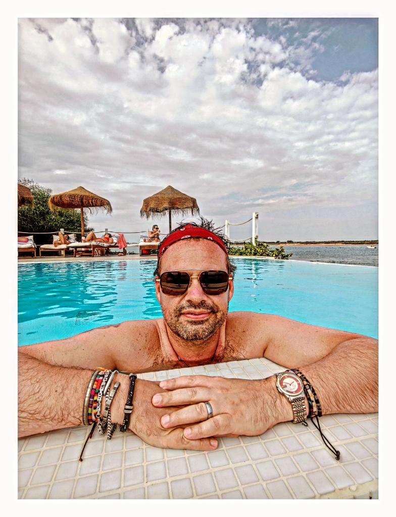 BlackBird87000's tweet image. Beach Club Life...🍸🍹🥥🌴☀️ #GrandBeachClub 📍#VilaRealDeSantoAntonio #Algarve #Portugal #Cocktail #PinaColada #Chill