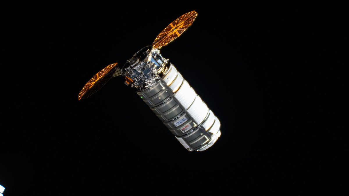 International Space Station tweet media