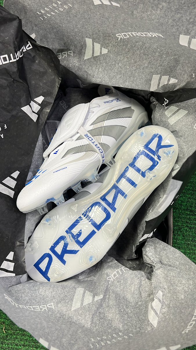 New Adidas Predator Elite FT FG in White Silver Royal Latest Arrival at Vancouver Soccer Store North America Sports! Select Sizes Available 6.5-9.5,10.5 Mens / 8.0-11.0, 12.0 Women. Questions? Call 604-299-1721 #adidas #vancouver #soccer #football #BC