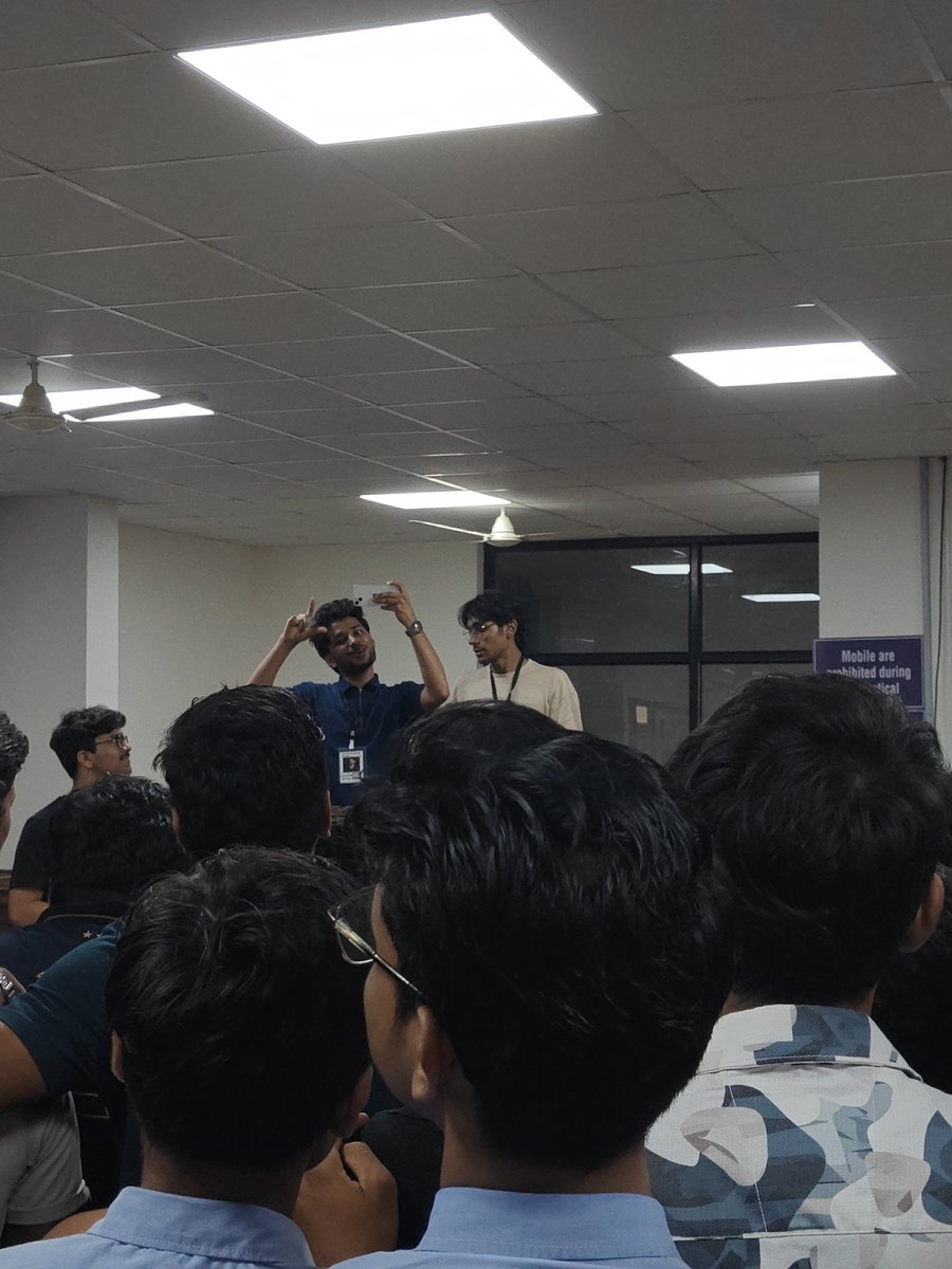 AaronDeodhar's tweet image. Had a great day at hackathon today!! Loved it!! Thanks for helping us, learned a lot of things...!! 
@utkarsh_sarode
@_dakshdatalkar
@Yash__Balpande
@nikhil_aparajit
@shardeum
 #ProofOfCommunity
#MiniHackathon