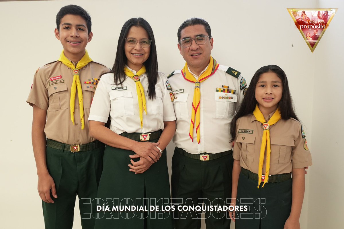 Queridos conquistadores, hoy es un día muy importante y especial.
Junto a los conquistares de mi hogar te deseo:
¡Feliz y bendecido día del conquistador!
¡Dios los bendiga!
