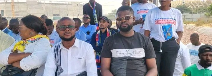 Sous le leadership de son SG <a href="/Rbekola/">Rodrigue ramazani</a>, l’ENVOL de @DellySessanga, porteur du projet de refondation du Congo 🇨🇩, a tenu ce jour une matinée politique devant son siège national. 
#Congo #Politique #Refondation
<a href="/CitoyenProsperK/">Prosper K. KASONGO🇨🇩</a>