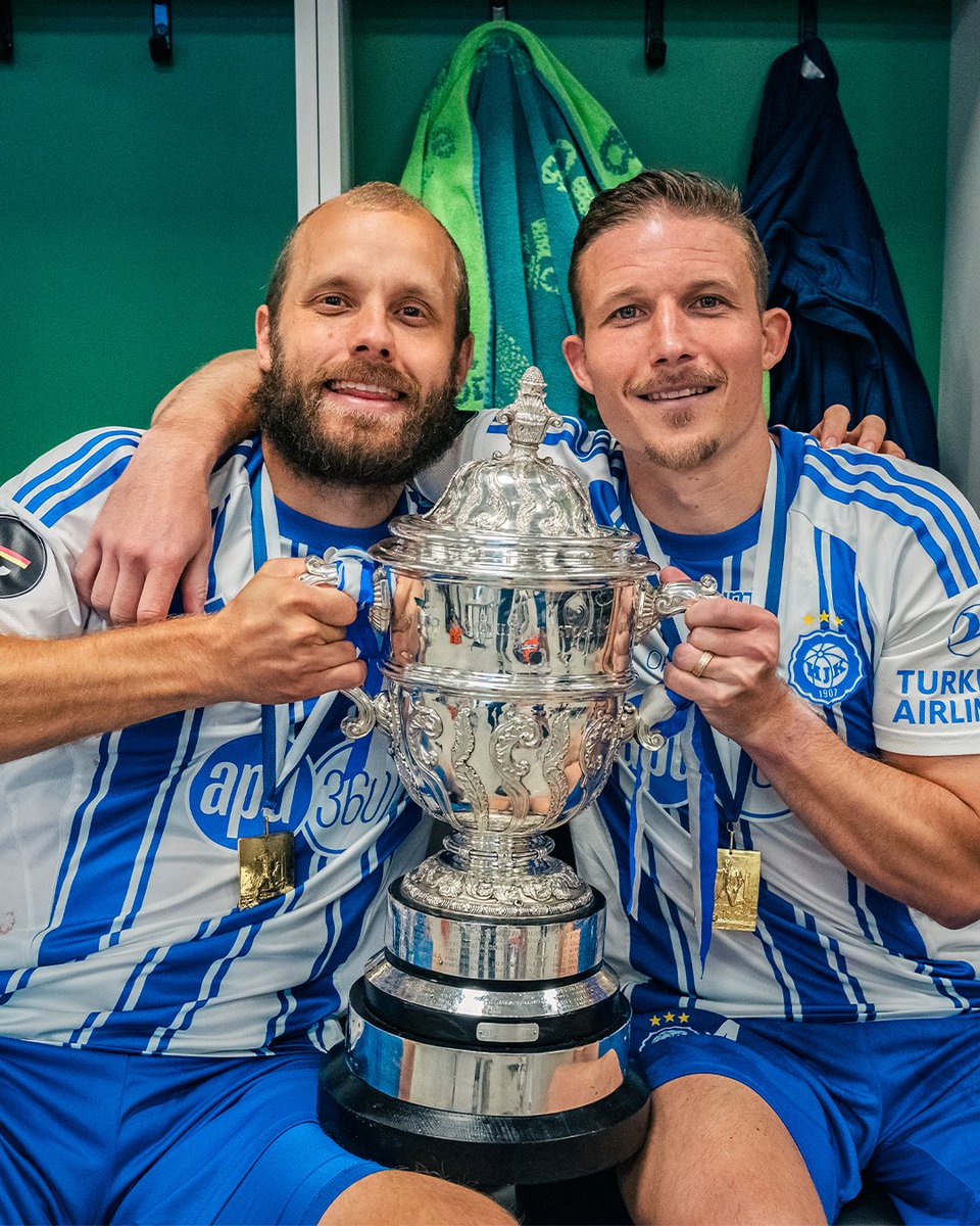 Pojat yhdessä 🤩

#HJK #SuomenCup