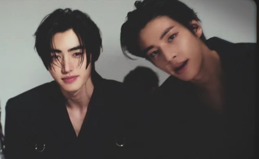 ctrlhee's tweet image. in my restless dreams…
i see that two man..
jakehoon.