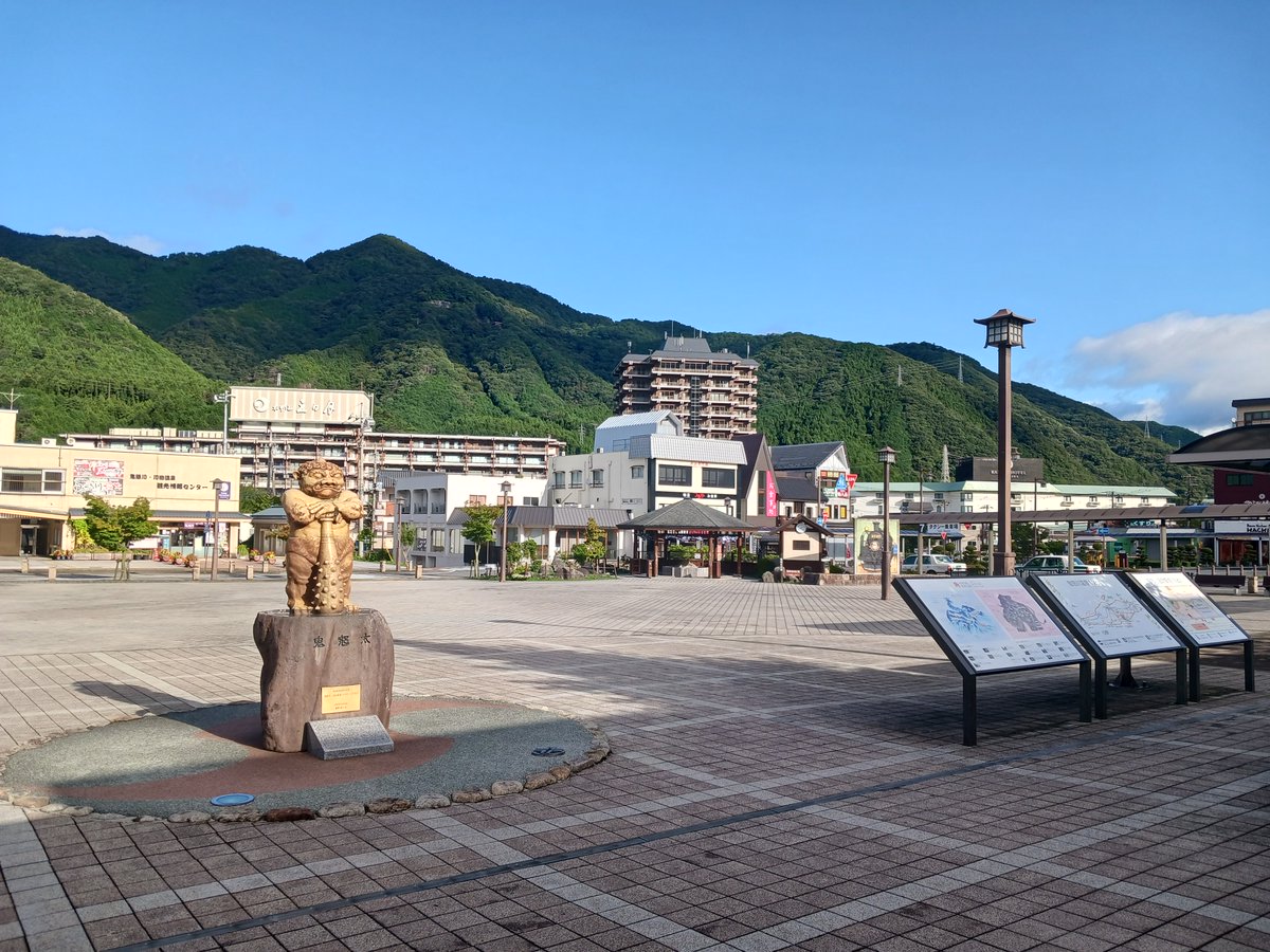t_touristcenter's tweet image. 爽やかな風が吹く鬼怒川温泉の朝です、天候は晴れ、こんな日は鬼怒川ライン下りが最適解です。
A refreshing breeze blows on this morning in Kinugawa Onsen. The weather is clear, making a Kinugawa River rafting trip the perfect choice for a day like this.
#晴れ　#鬼怒川ライン下り