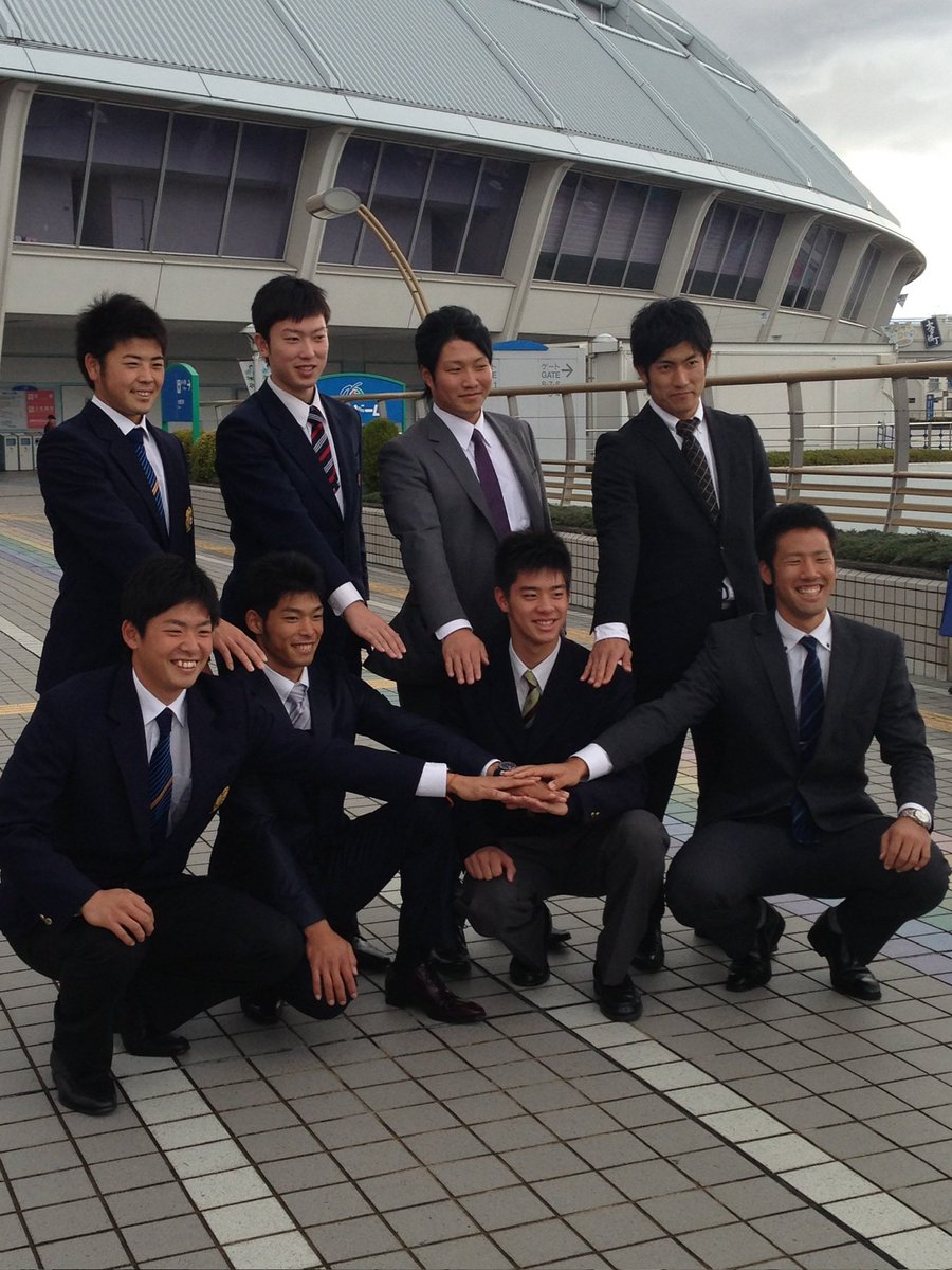 mata11katu's tweet photo. 2人ともお疲れ様でした🙇🙇
#祖父江大輔
#岡田俊哉
#2013年ドラフト https://t.co/apHe3Vz2Ib