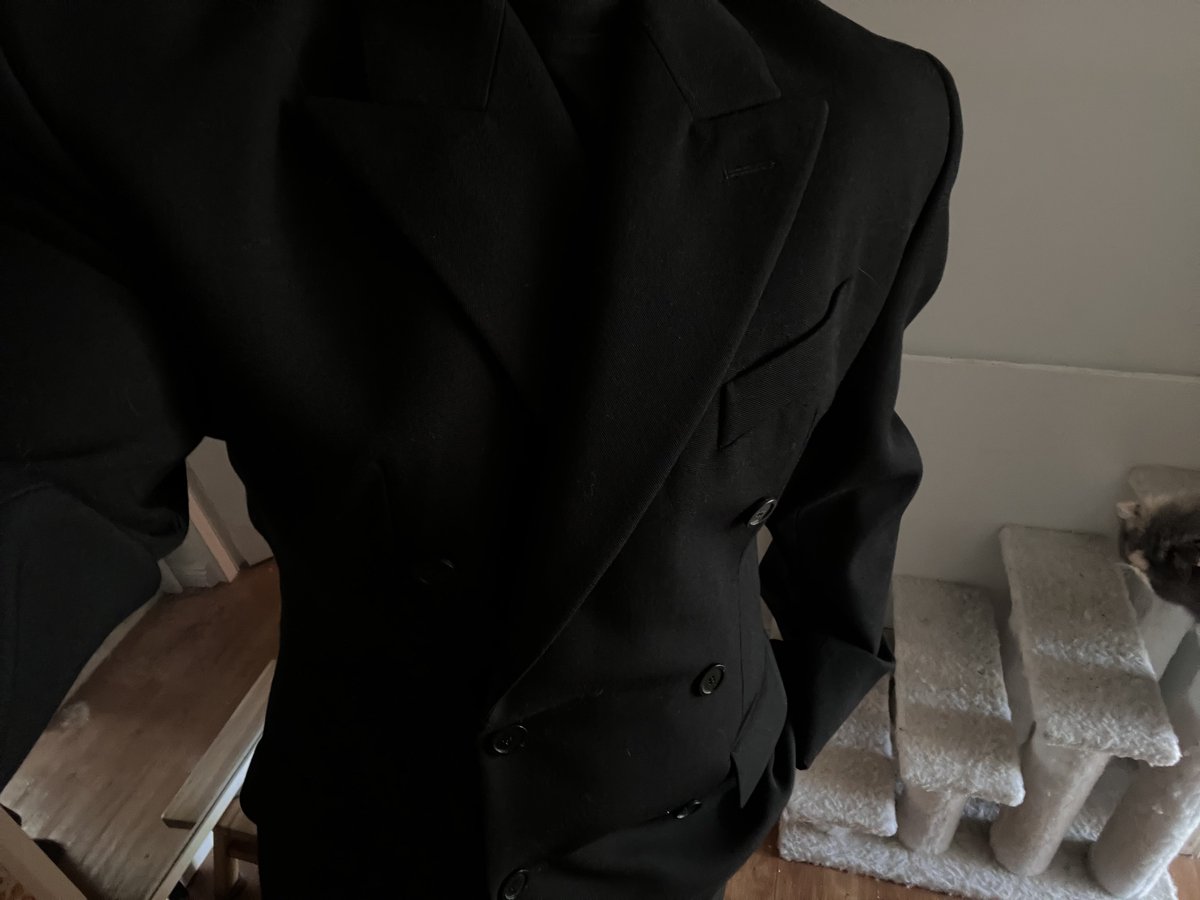 kevscade's tweet image. look in the corner