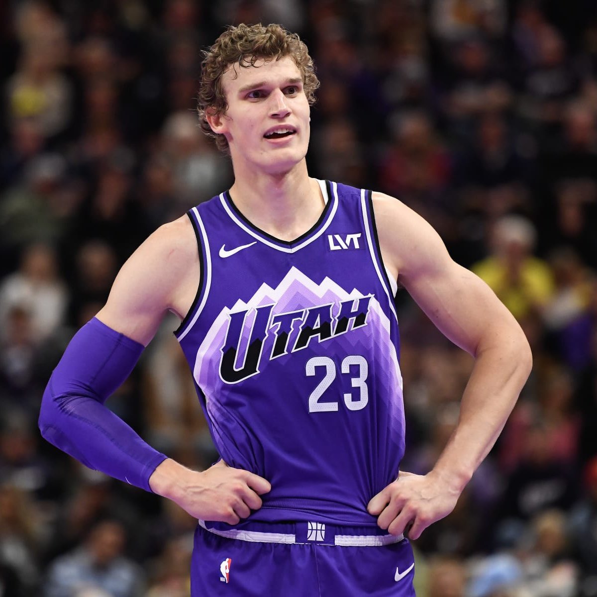 NBA Retweet tweet media