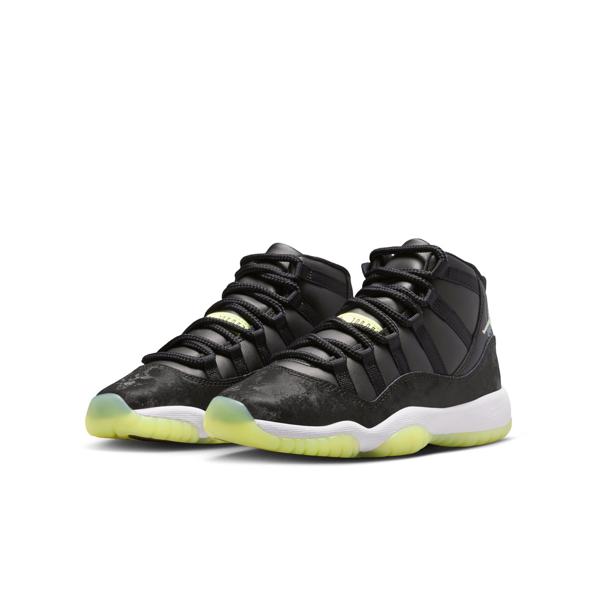 EldenMonitors's tweet image. JORDAN 11 'Inner Beast' (GS)