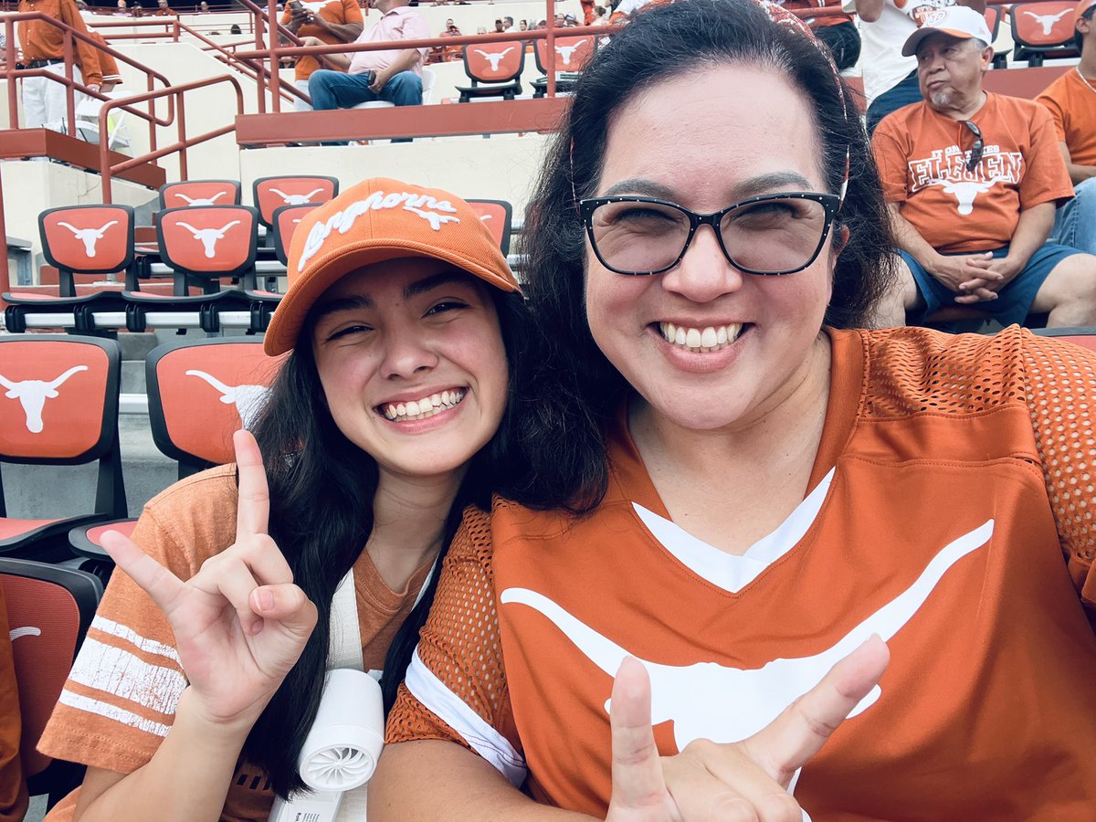 Texas Fight! #HookEm 🤘🏼🏈🧡