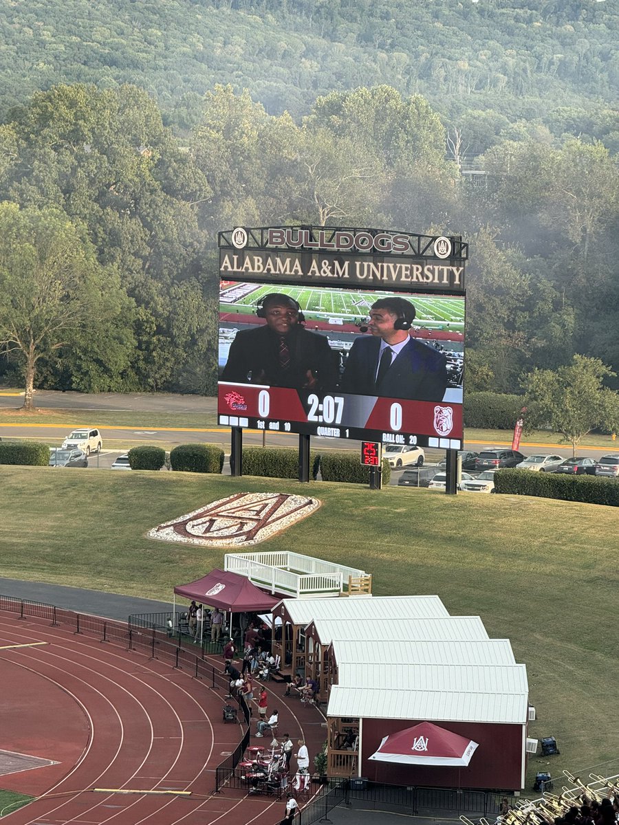 MoCarterFOX54's tweet image. Tonight’s assignment for SWAC TV: Lane College vs Alabama A&amp;amp;M. 

Tolly Carr of @HBCUGameday  &amp;amp; and I are back at again for the second week in a row. 

#HBCU #SIAC #SWAC 

@MyBCSN1 @hbculegends @HBCUFball