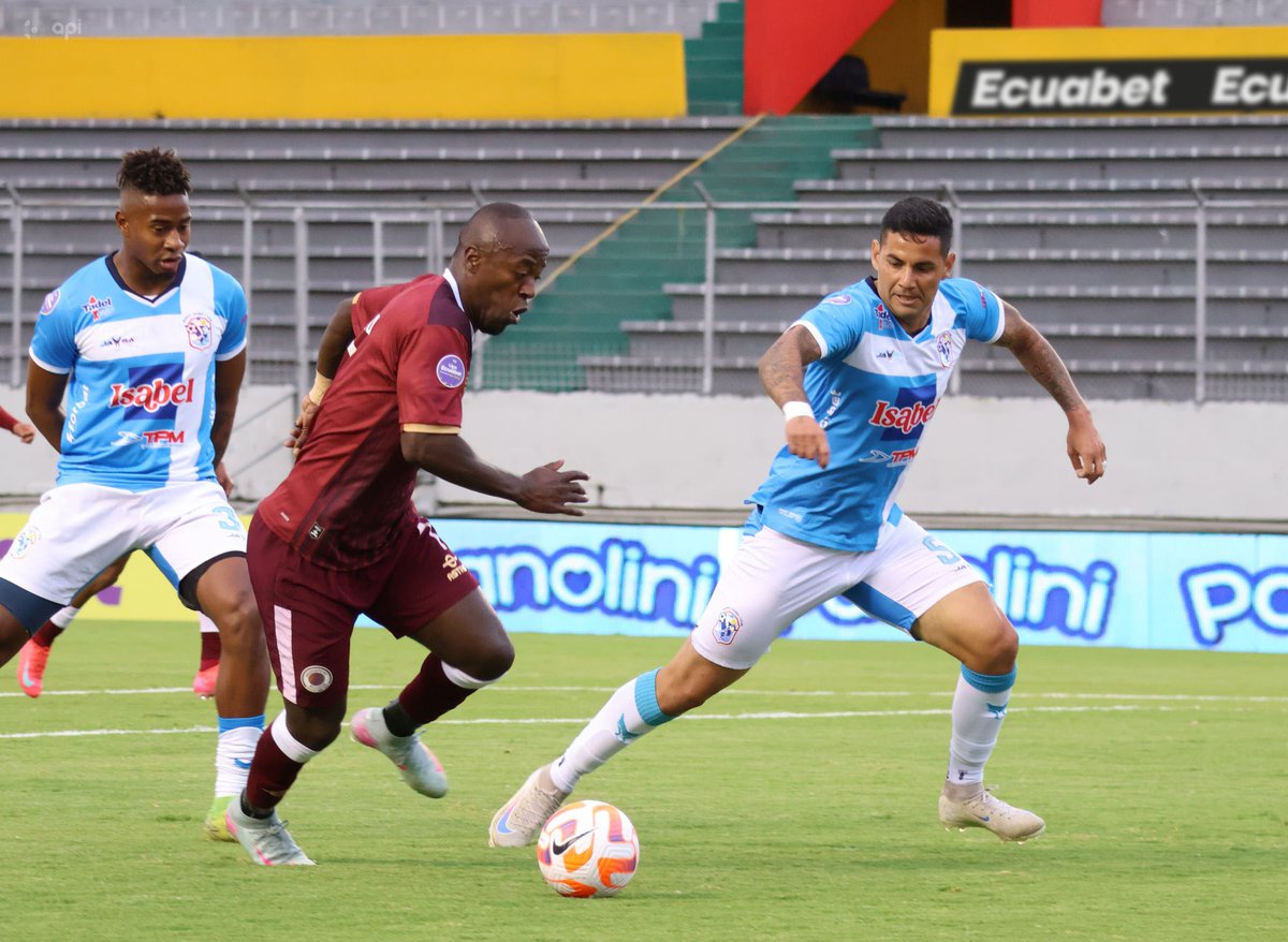 Final del partido en el Gonzalo Pozo Ripalda, #Vinotinto 4-1 #Manta 

#LigaEcuabet