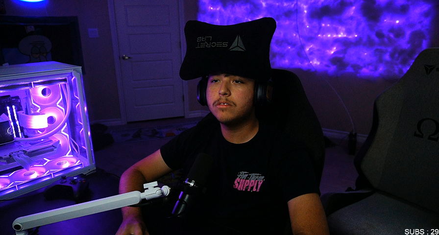 twitch.tv/splergio YO CHAT need 3 for a 6 man