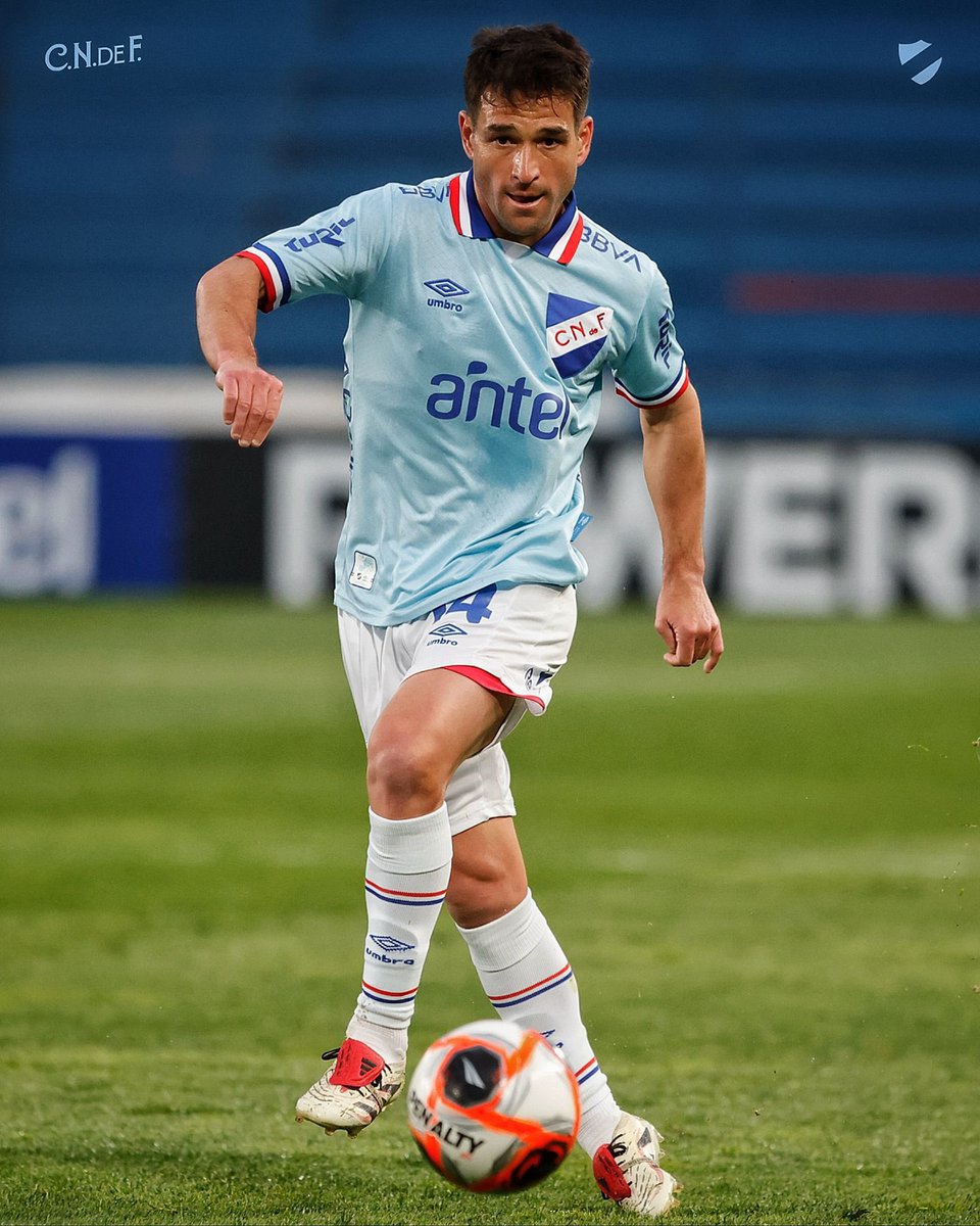 Nobleza obliga: Nicolás Lodeiro fue el líder futbolístico de este <a href="/Nacional/">Nacional</a>.

No paró de correr y empujar al equipo.