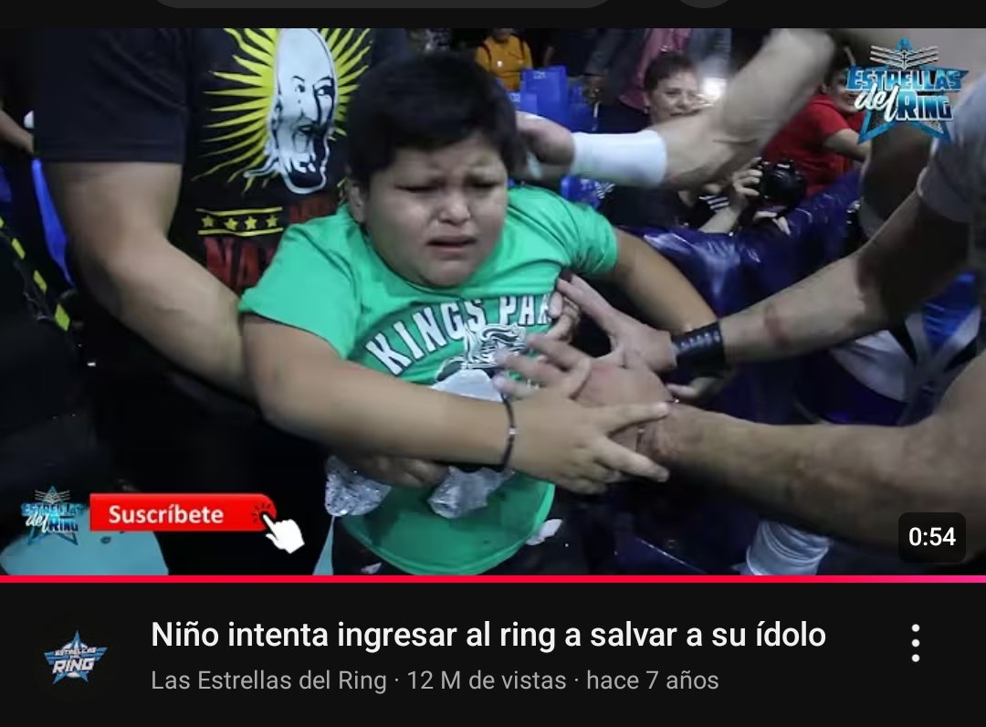 Fidelsnap's tweet photo. Yo viendo como Lesnar humilla a mi ídolo DE NUEVO https://t.co/2Y3vjZlF2q