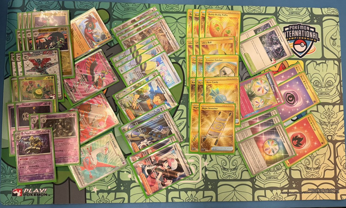 Sen2k_tcg's tweet image. Anyone wants to buy this off me lol? Im in Pittsburgh until tmr 4pm