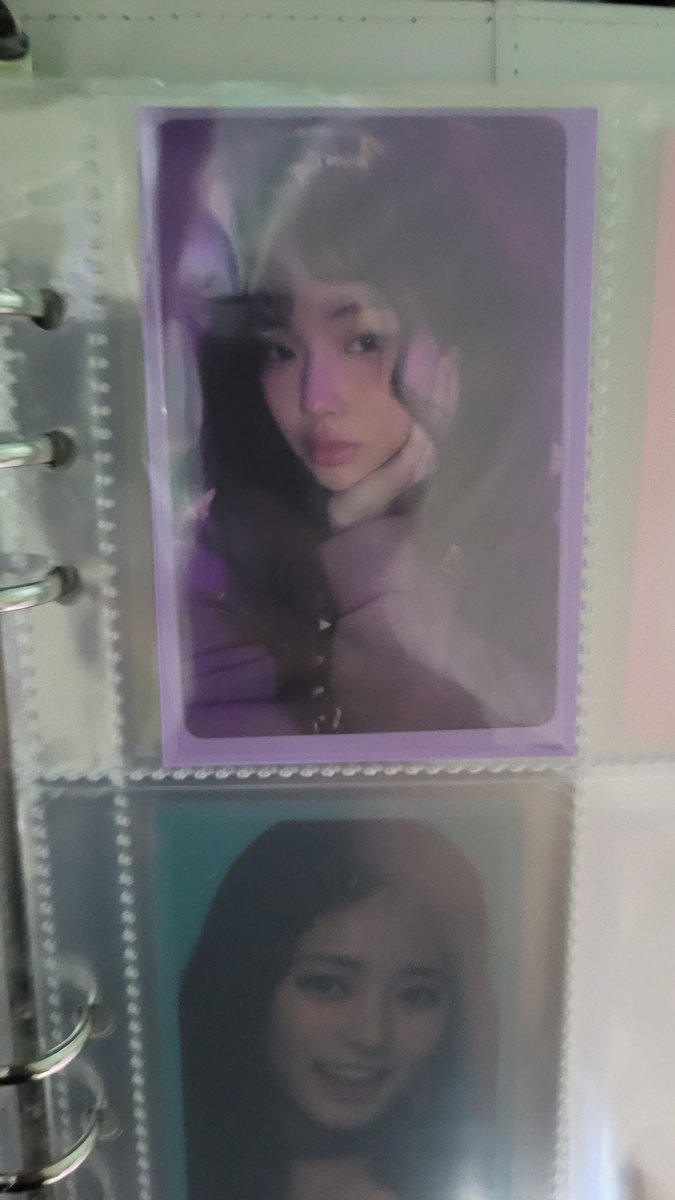 cygnus2wice's tweet photo. Feedback super positivo pra @withlovewan por me vender essas lindicas, ela acabou esquecendo de me enviar um dos cards mas conseguiu me enviar dps tranquilamente! mesmo com essa controvérsia, a venda foi muito tranquila 💗💗 https://t.co/fUJOCqk6TB