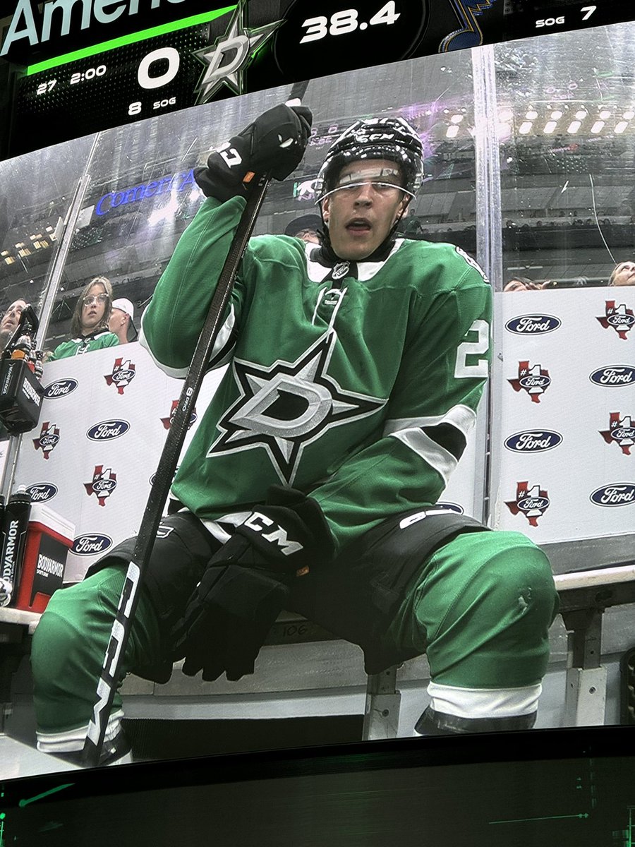 VictoriaEgreen's tweet image. #27 in the box? Welcome back Mason Marchment