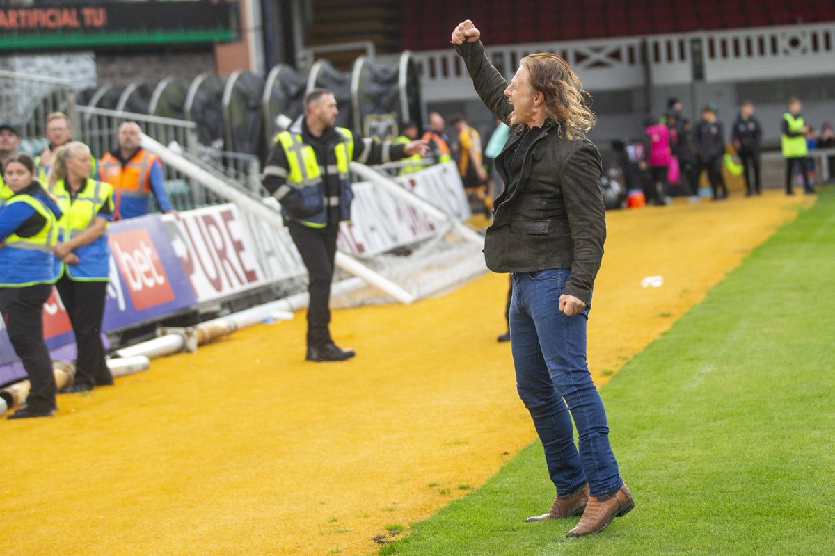 Gillingham FC tweet media
