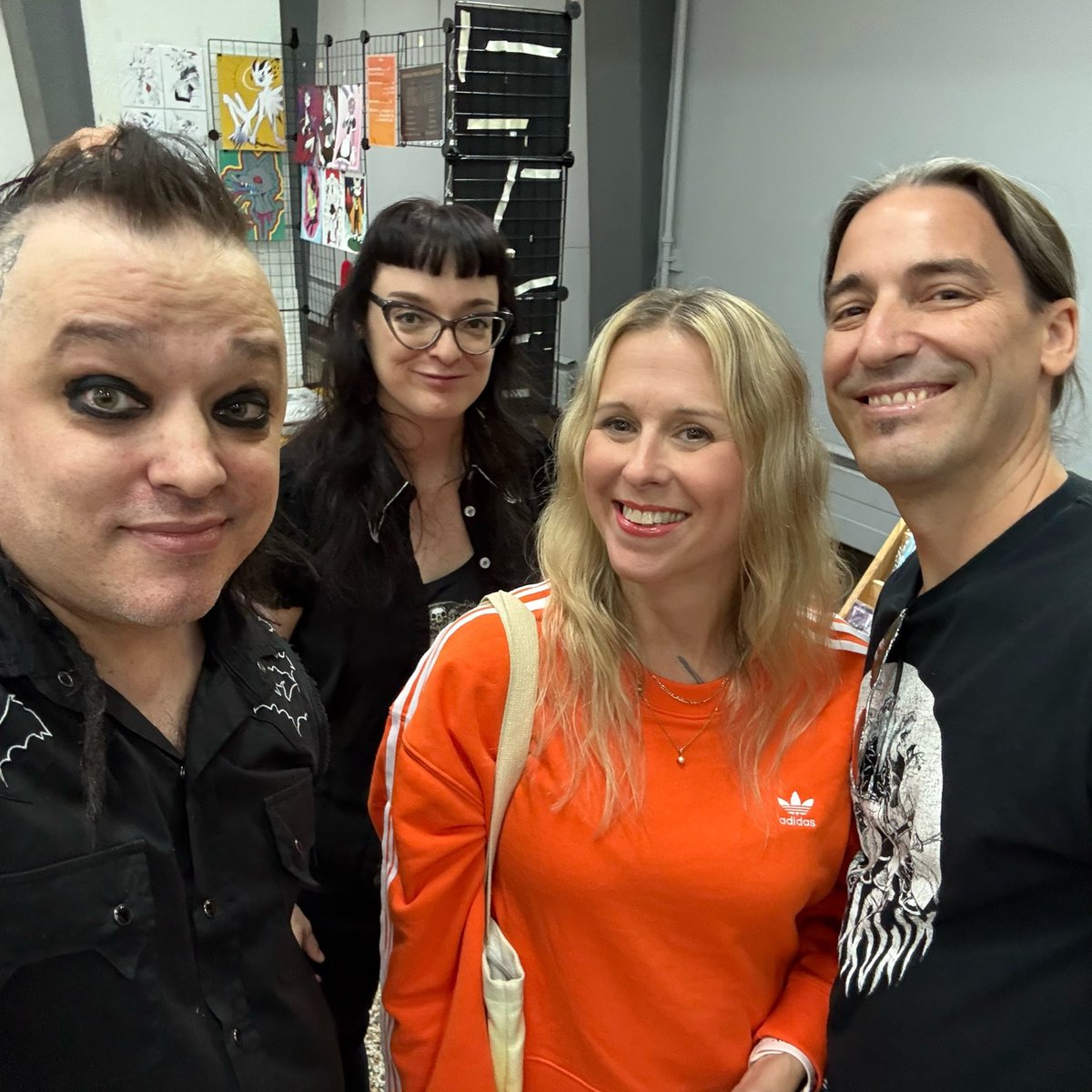 MojoRisenJam tweet media