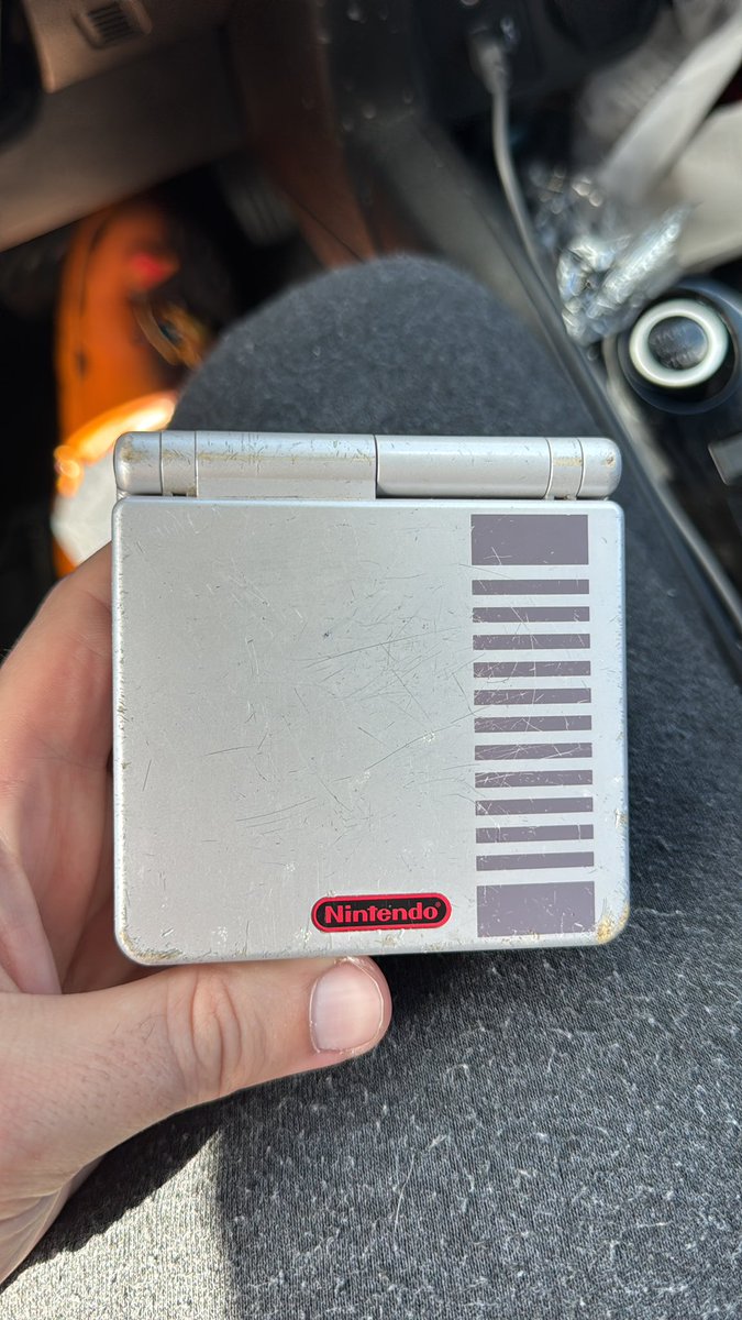 $3 flea market find :)