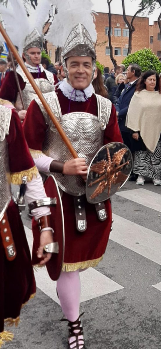 Querido Joaquín, sigue cuidándonos desde ahí arriba, tu saber estar y tu calma nos hace falta ahora más que nunca a los macarenos. Un beso y un abrazo al cielo. Te echamos de menos.
