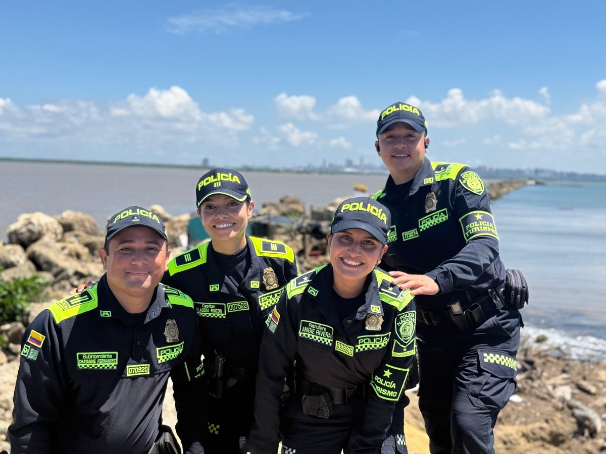 🌊👮‍♂️ En cada rincón de nuestro país,  estamos presentes para proteger la tranquilidad de todos.

Nuestro compromiso es velar por la seguridad y el bienestar de quienes disfrutan de estos espacios turísticos. 🇨🇴✨

#TurismoSeguro
