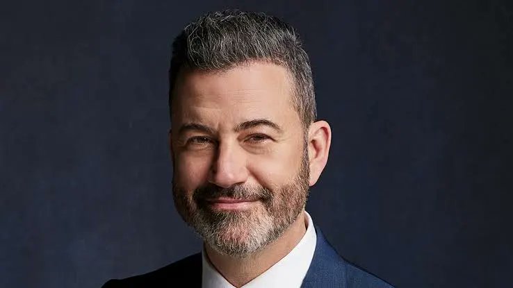 So Kimmel has bad ratings, gets fired. 

Suddenly has more people protesting his firing and putting pressure on Disney than he ever had watching his show 😂😂🤣🤣

Guys you don't care about this guy, you just love a fight 😂