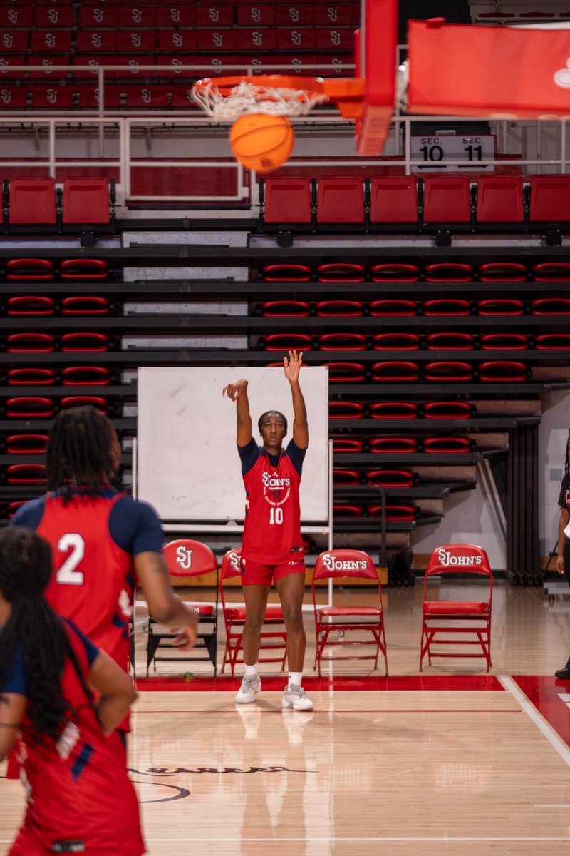 St. John's WBB tweet media