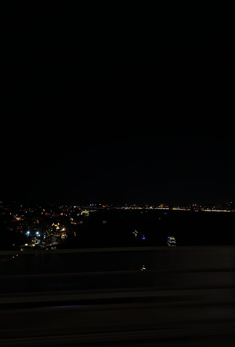 Biz İsmail Abi olamadık.
open.spotify.com/track/69H3gglP…