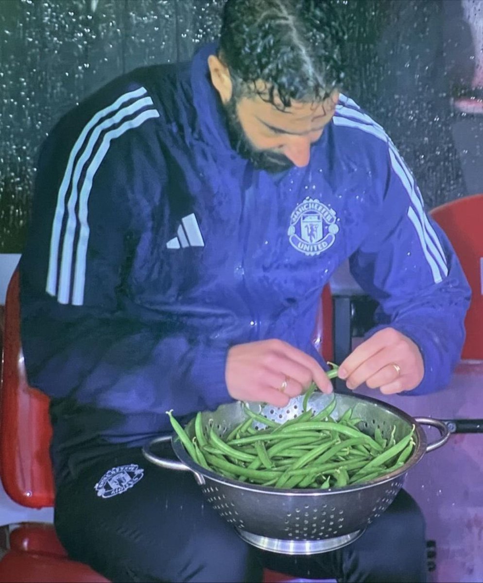 T28sinE's tweet photo. Amorim breaking Chelsea
#chelseamanu #ManchesterUnited #WilliamEst1stFMTaipei https://t.co/QkAxwldLSQ