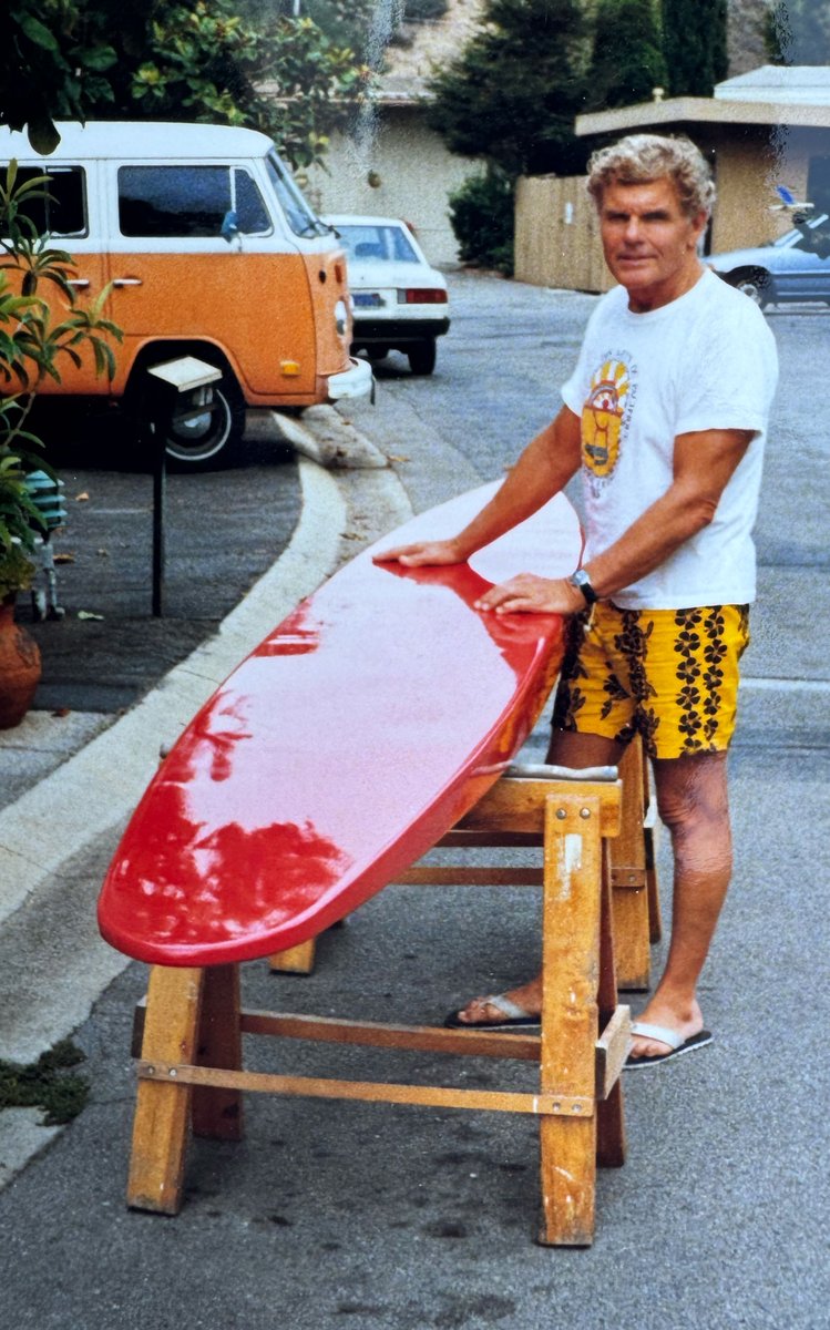 California Gold Surf Auction - International tweet media