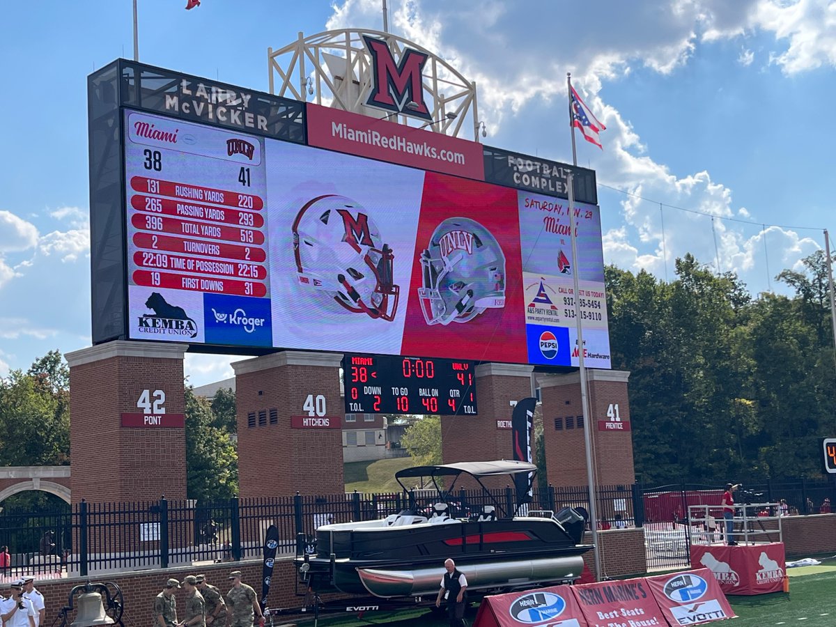ace_win's tweet photo. Rebs win. Crazy game.
#UNLVFB #HeyReb https://t.co/Ntz0JVaZts