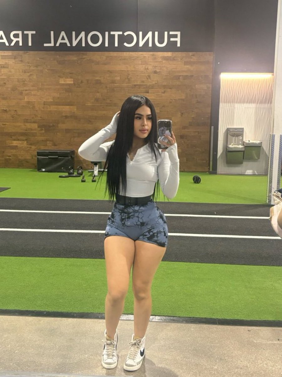 itzYaneli's tweet photo. Need a gym buddy 🙂‍↕️someone pls https://t.co/8s3TqSgO4t