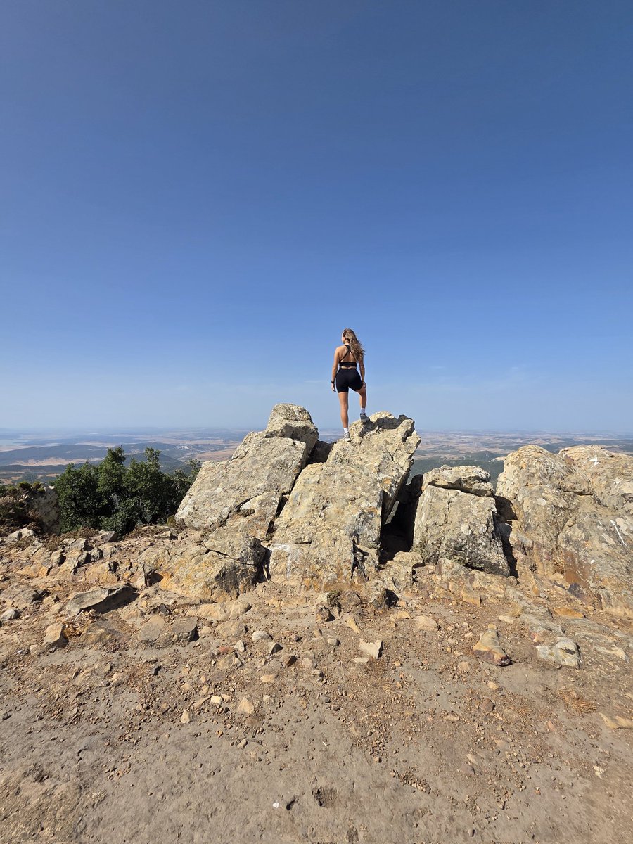 celiapardo_d's tweet photo. Hoy he reconectado con la montaña ❤️
#Picacho #Losalcornocales #Cadiz https://t.co/SqdWdtOEWk