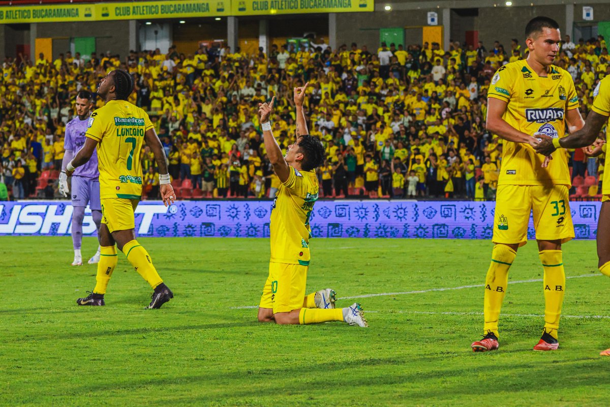 Para los que me estan  pidiendo la foto 

📸: aalejandro.ph 

Vayan a seguirlo en Instagram y coméntenle cosas bien chimbas